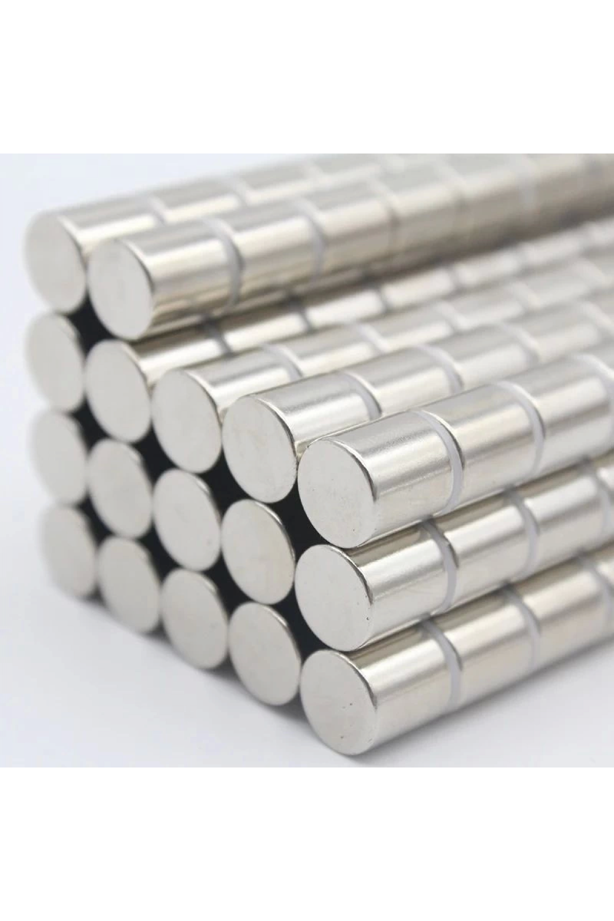 20 Adet 4x4 Mm Yuvarlak Neodyum Mıknatıs ( Lisinya )
