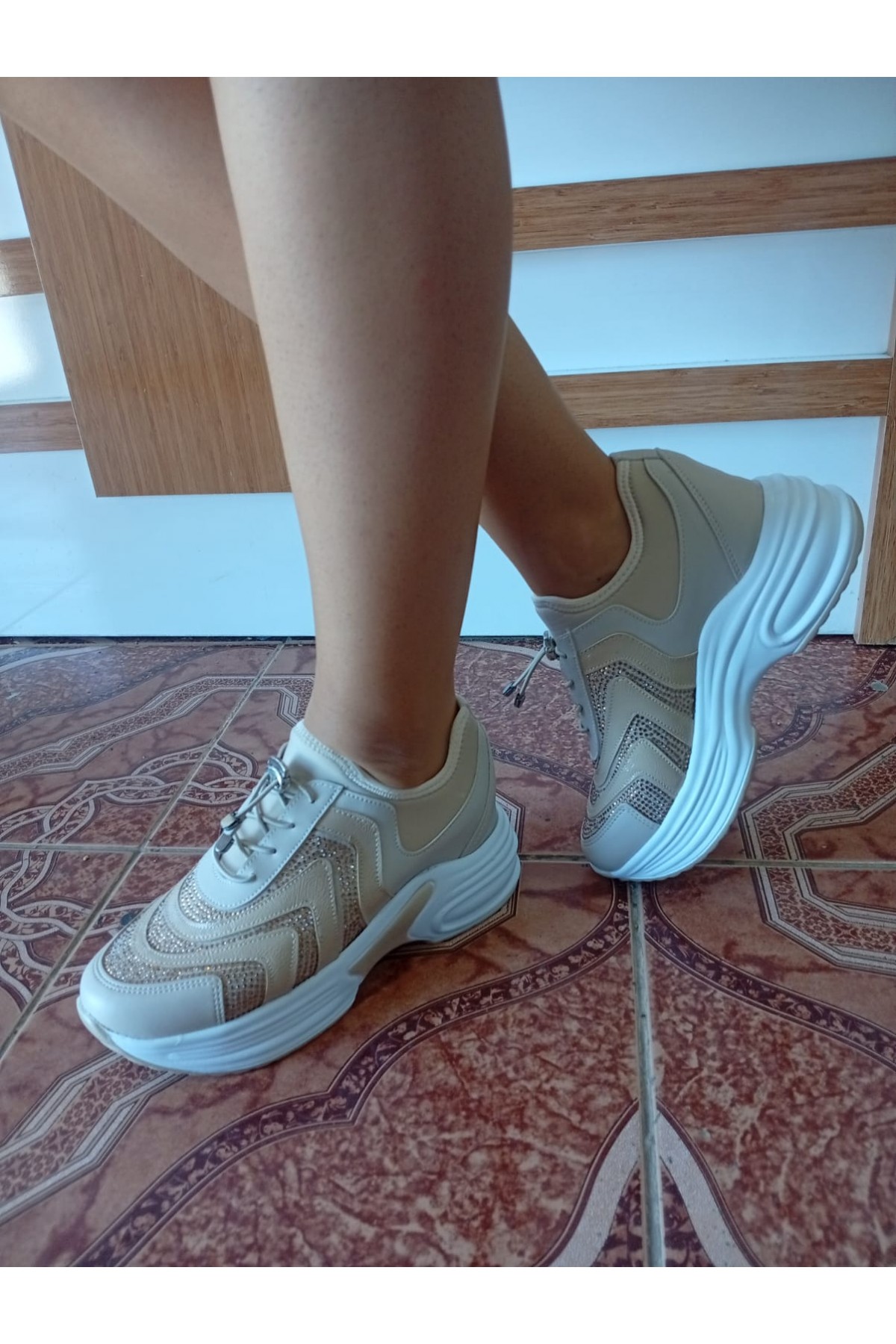 Kadın Spor Ayakkabı Bej Renk Kadın Spor Ayakkabı Bej Renk