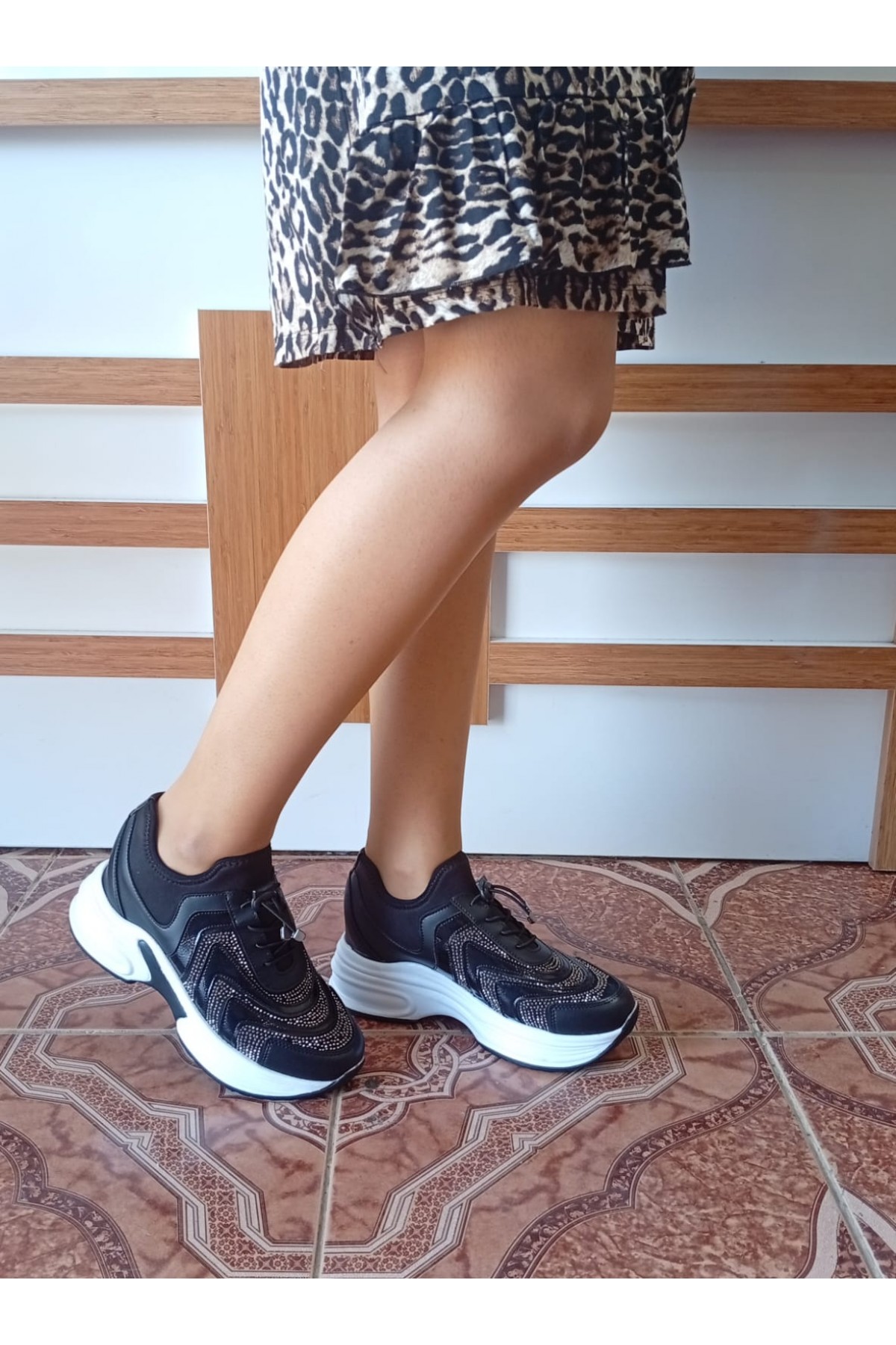 Kadın Spor Ayakkabı Siyah Renk Kadın Spor Ayakkabı Siyah Renk