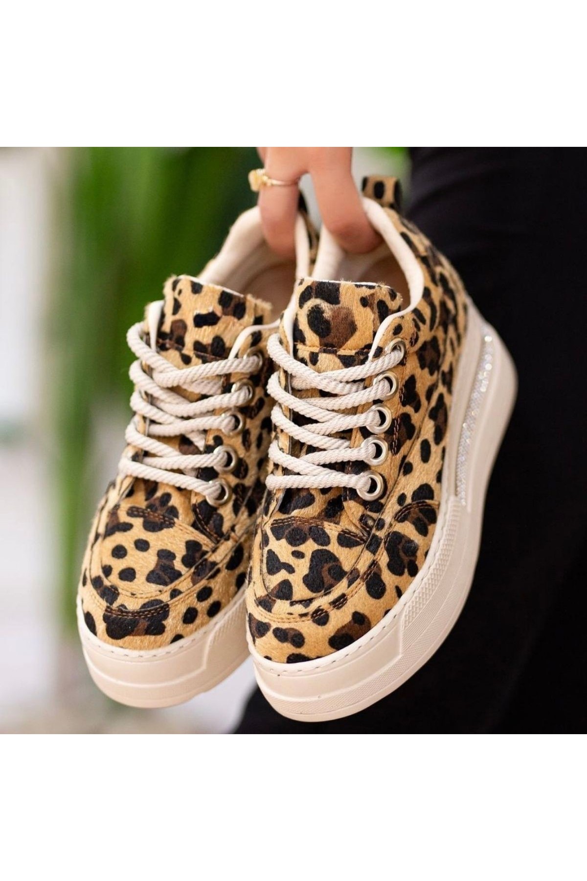 Lulu Leopar Süet Bağcıklı Spor Ayakkabı - Lisinya Lulu Leopar Süet Bağcıklı Spor Ayakkabı - Lisinya