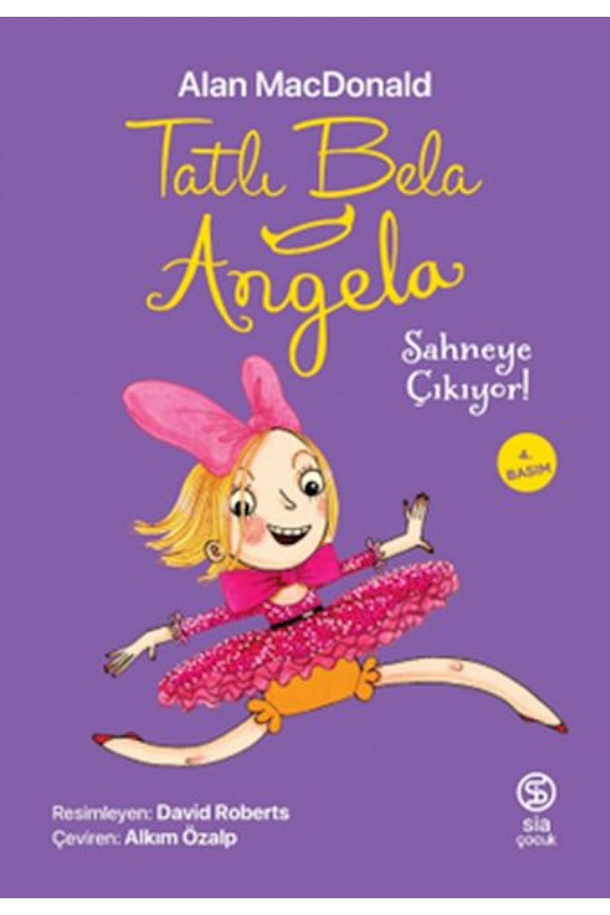 Tatlı Bela Angela Sahneye Çıkıyor