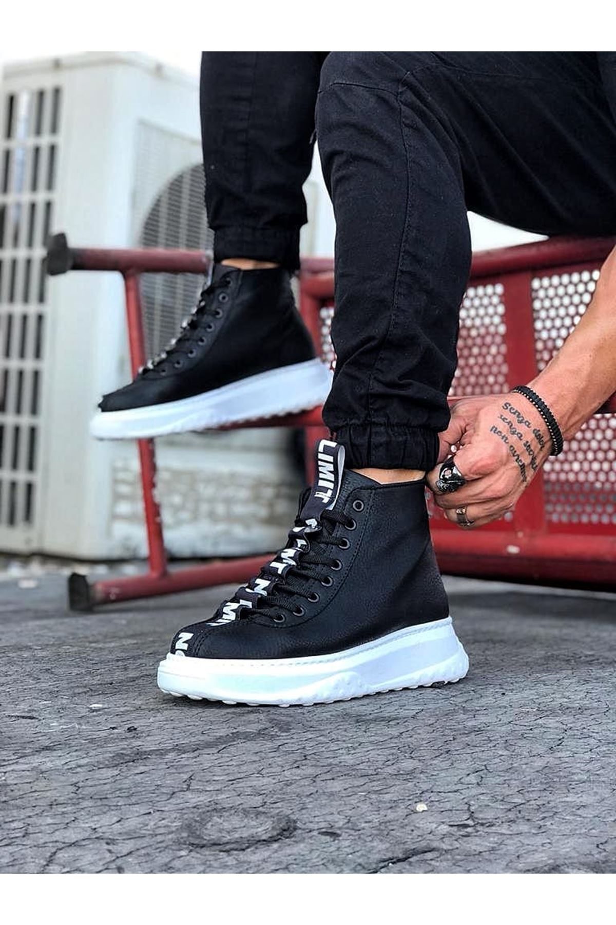 Lisinya947 CZ03 Siyah Casual Erkek Yarım Bilek Bot