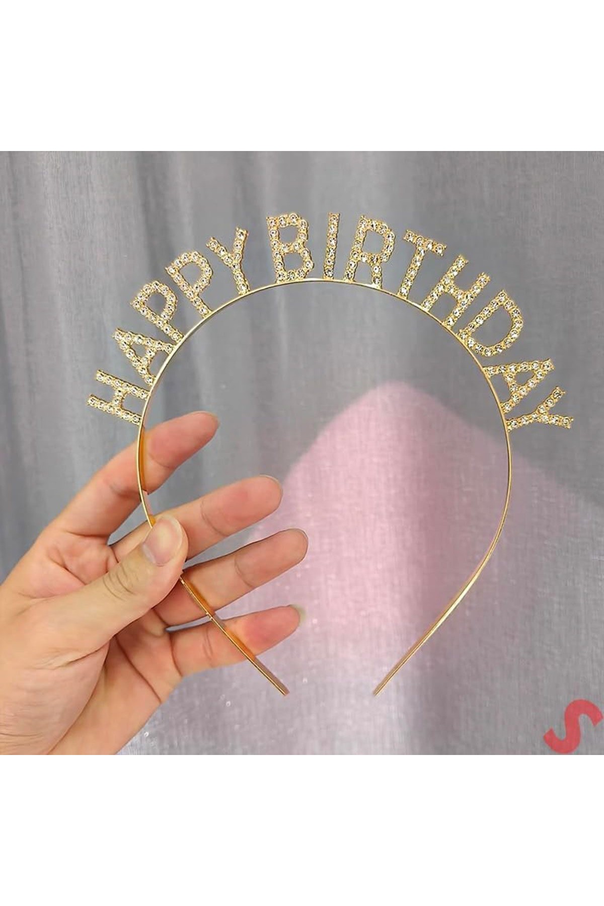 Altın Gold Renk Kristal Taşlı Parlak Happy Birthday Taç 16x17 cm Altın Gold Renk Kristal Taşlı Parlak Happy Birthday Taç 16x17 cm (Lisinya)