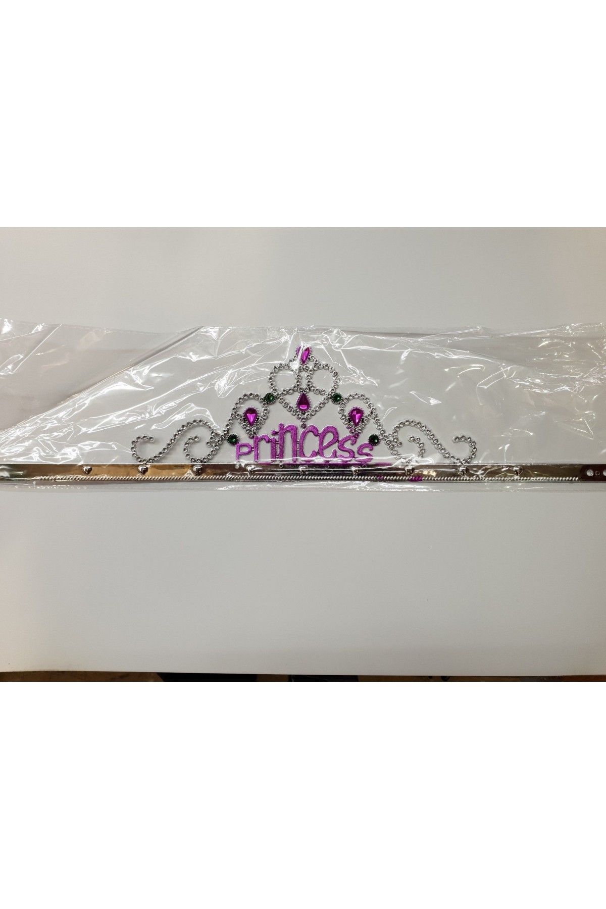 Gümüş Renk Prenses Yazılı Parti Tacı 60 cm Gümüş Renk Prenses Yazılı Parti Tacı 60 cm (Lisinya)