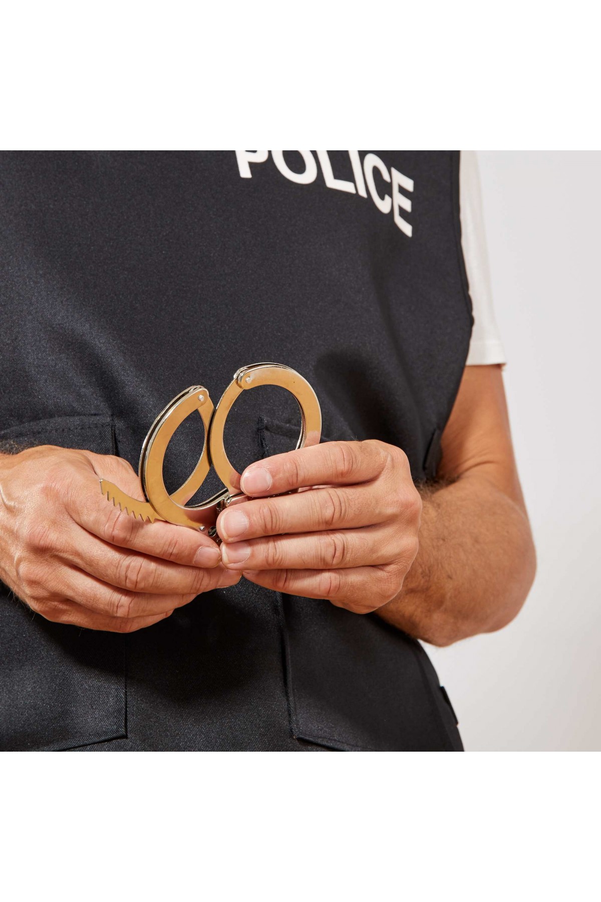 Metal Malzemeden İmal Anahtarlı Oyuncak Polis Kelepçesi Metal Malzemeden İmal Anahtarlı Oyuncak Polis Kelepçesi (Lisinya)