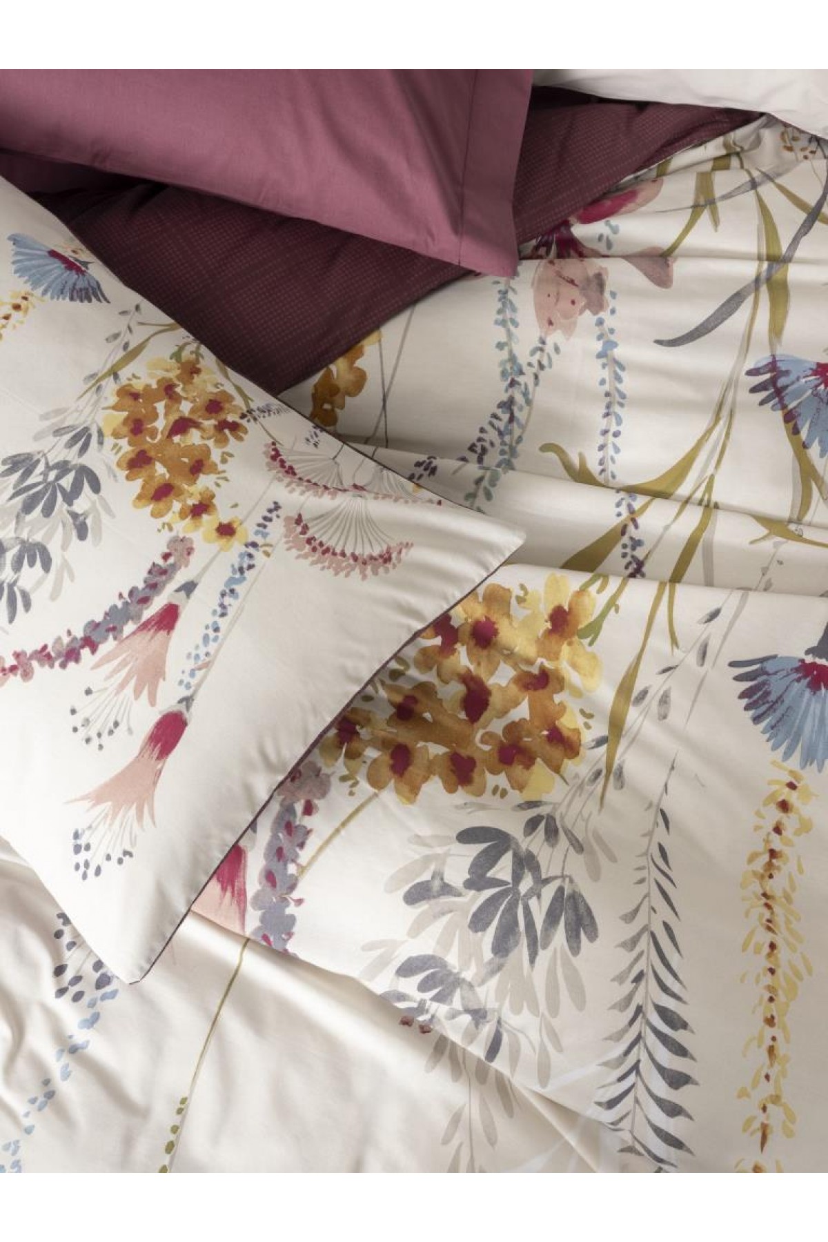 Çift Kişilik Modeline Nevresim Takımı Flos Bordo Çift Kişilik Modeline Nevresim Takımı Flos Bordo