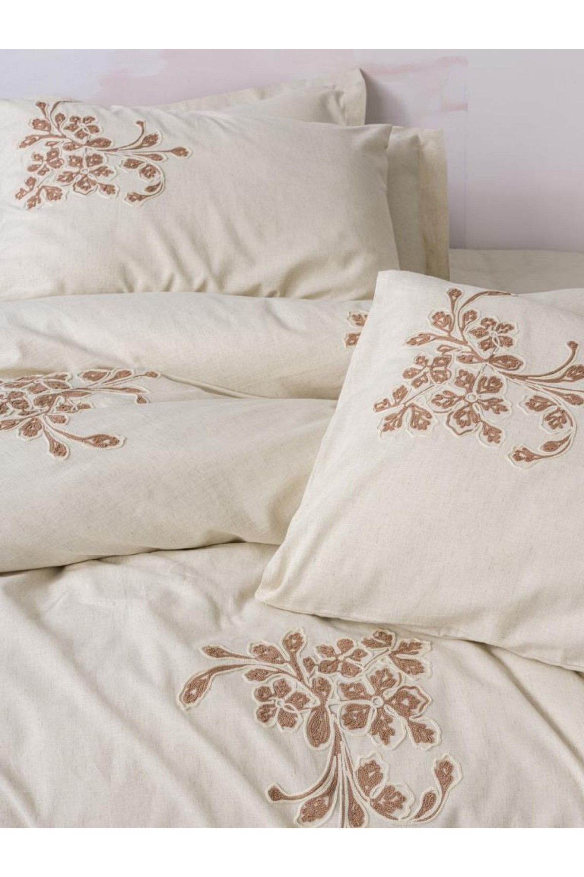 Cotton Keten Çift Kişilik Nevresim Takımı Kaneli Cotton Keten Çift Kişilik Nevresim Takımı Kaneli