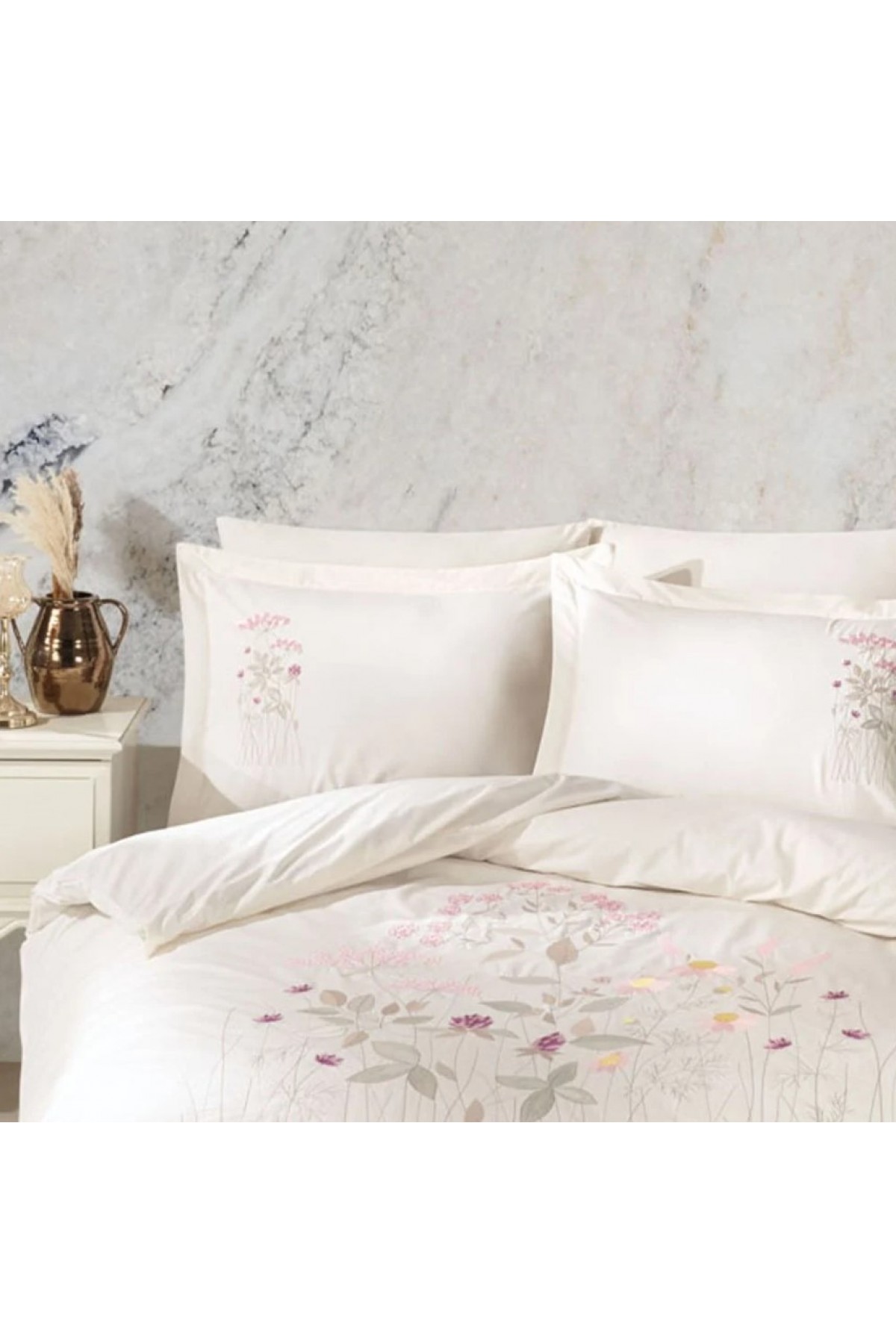 Çift Kişilik Poplin Premium Nakışlı Nevresim Emilia Krem Çift Kişilik Poplin Premium Nakışlı Nevresim Emilia Krem