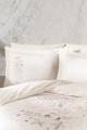 Çift Kişilik Poplin Premium Nakışlı Nevresim Emilia Krem Çift Kişilik Poplin Premium Nakışlı Nevresim Emilia Krem