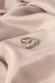 Ayarlamalı Gümüş Renk Metal Sarılan Eller Model Kadın Yüzük - Lisinya