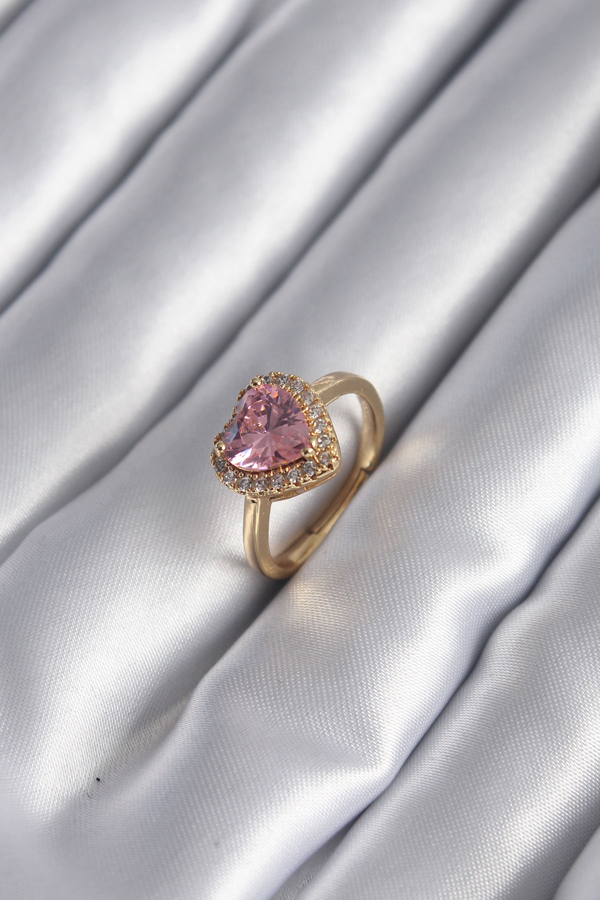 Pirinç Gold Renk Pembe Zirkon Taş Kalp Charm Model Kadın Yüzük - Lisinya Pirinç Gold Renk Pembe Zirkon Taş Kalp Charm Model Kadın Yüzük - Lisinya