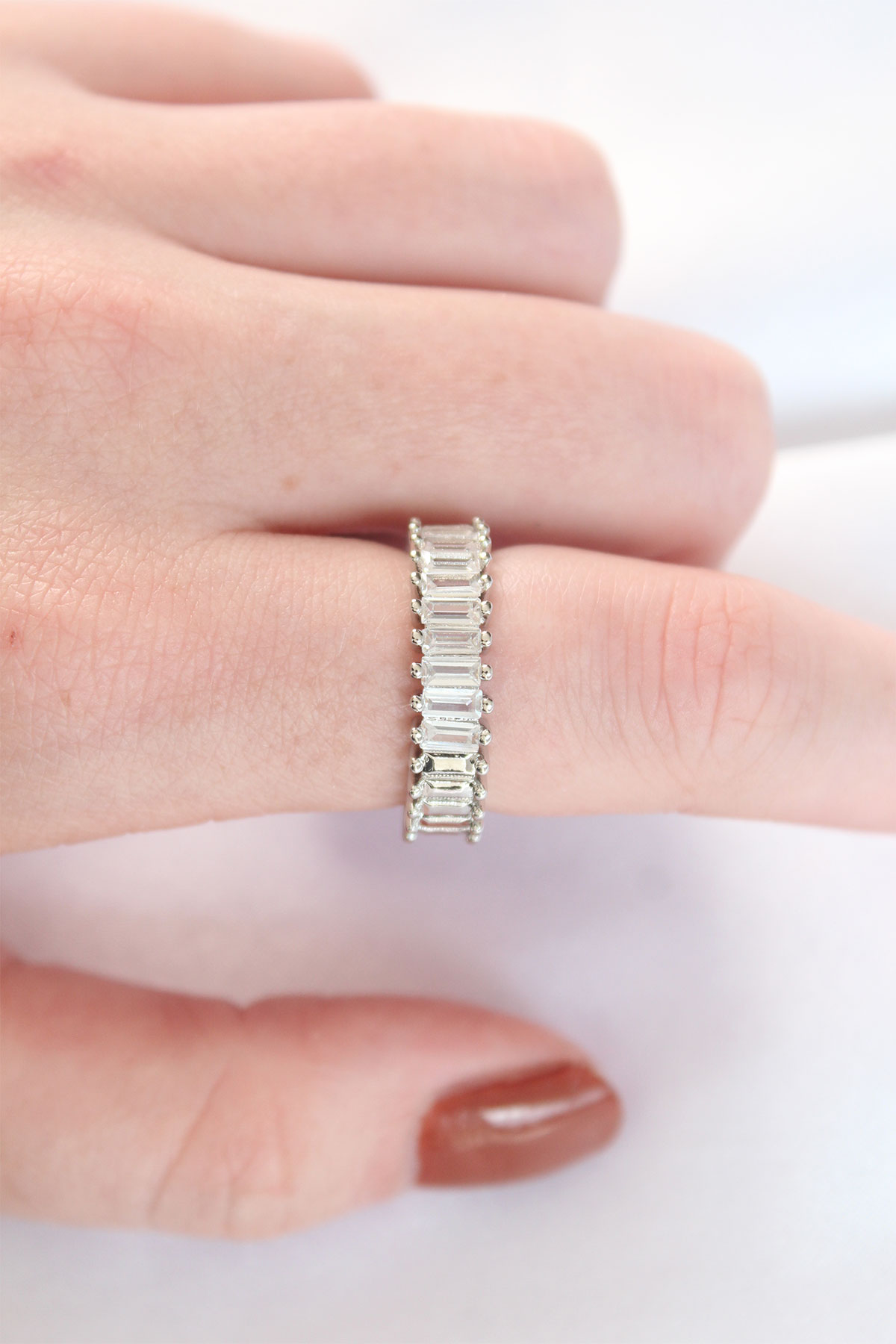 Sıralı Baget Taşlı Silver Renk Ayarlanabilir Yüzük - Lisinya