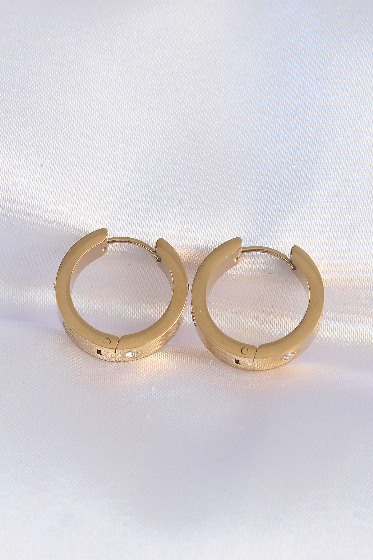 316L Çelik Gold Renk Zirkon Taşlı Model Halka Küpe - Lisinya