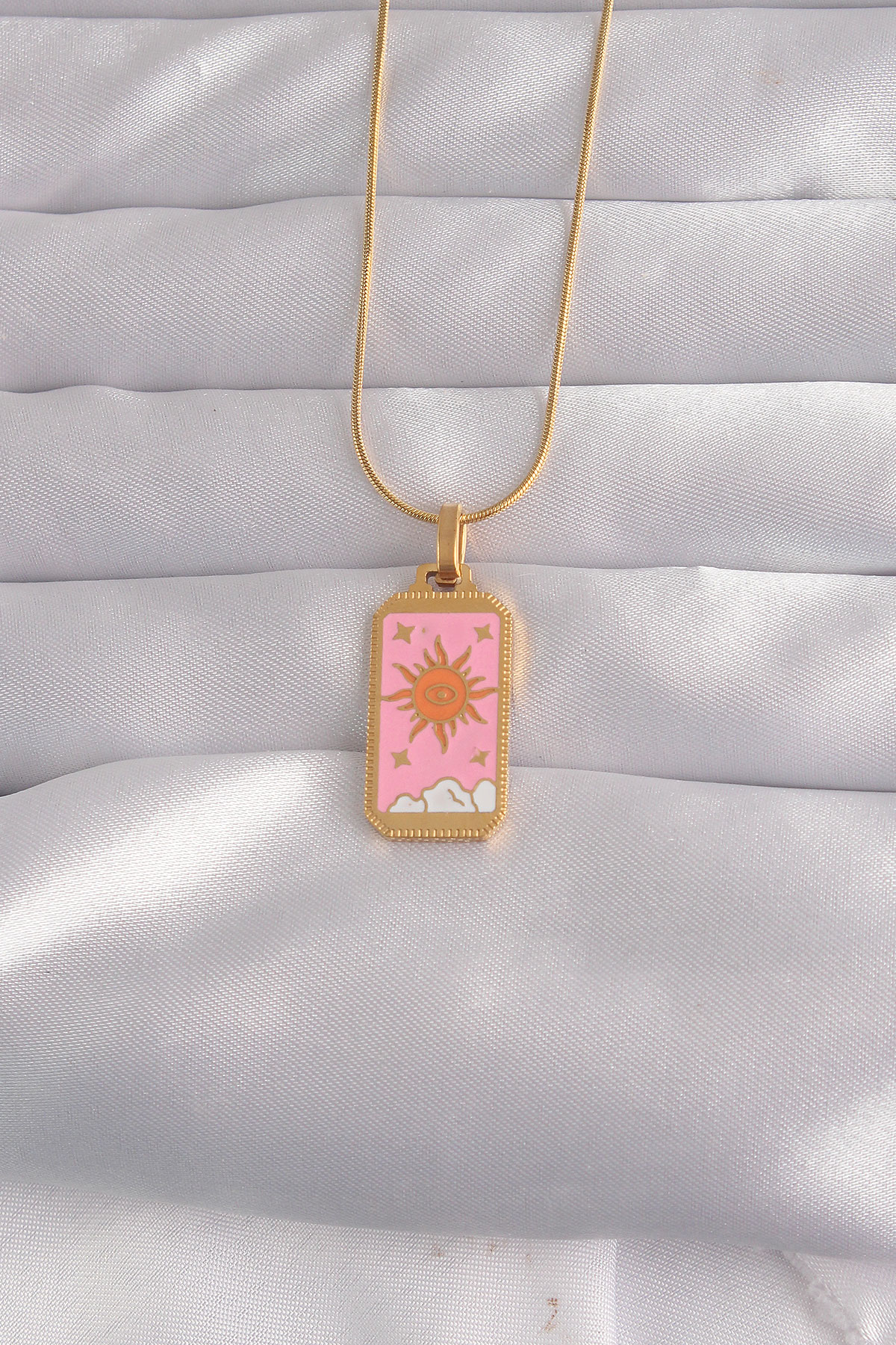 316L Çelik Gold Renk Pembe Mineli Güneş Model Tarot Kolye - Lisinya