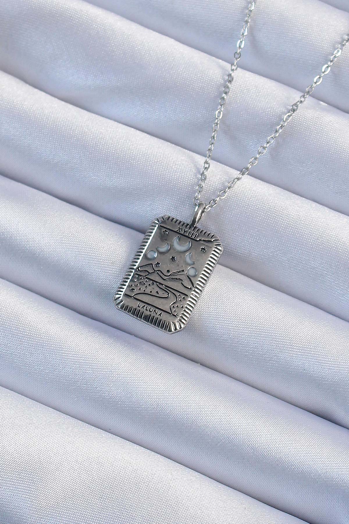 316L Çelik Zincir Eskitme Gümüş Renk Ay Figürlü Tarot Kolye - Lisinya