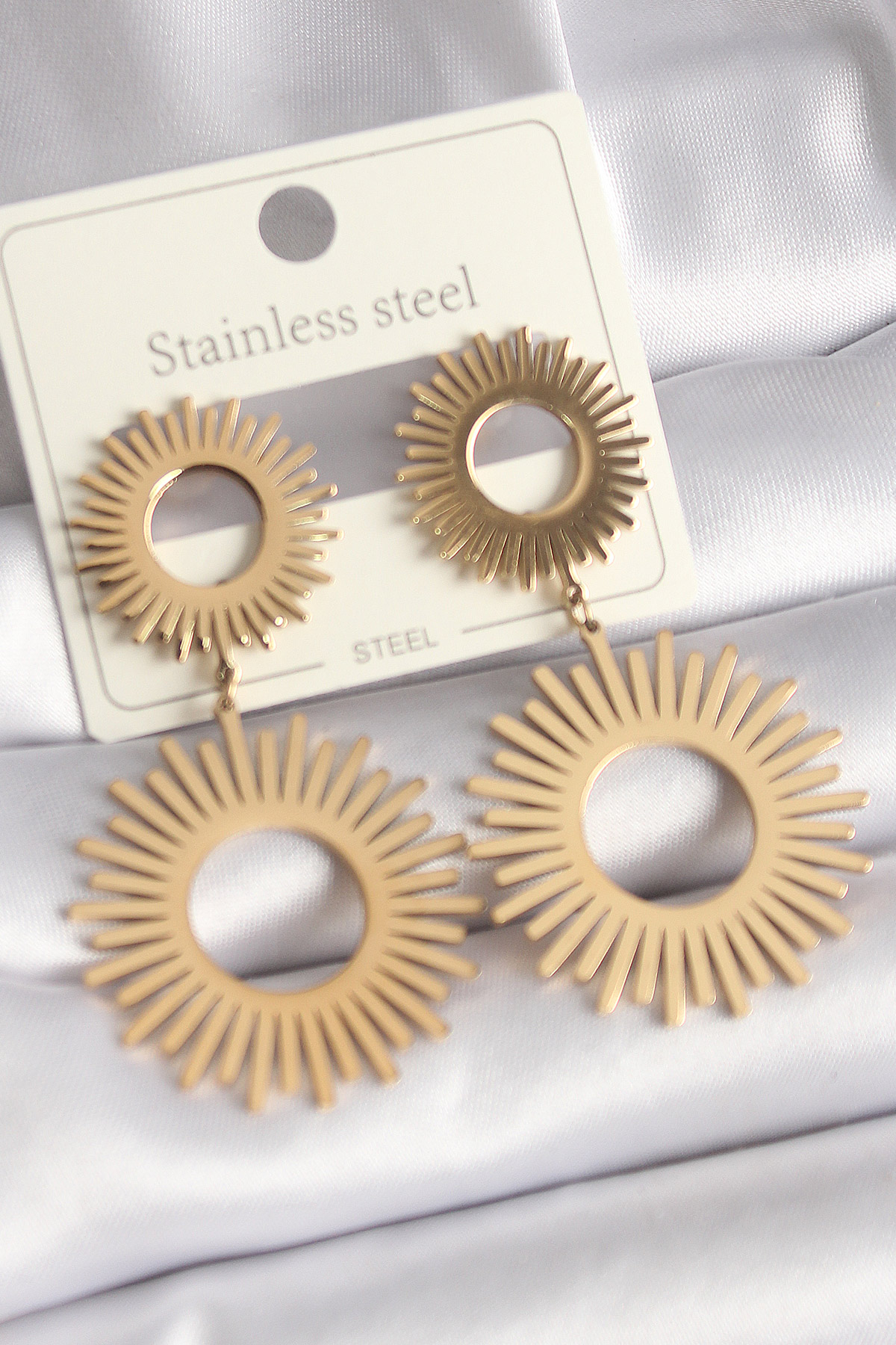 316L Çelik Gold Renk Güneş Model Kadın Küpe - Lisinya