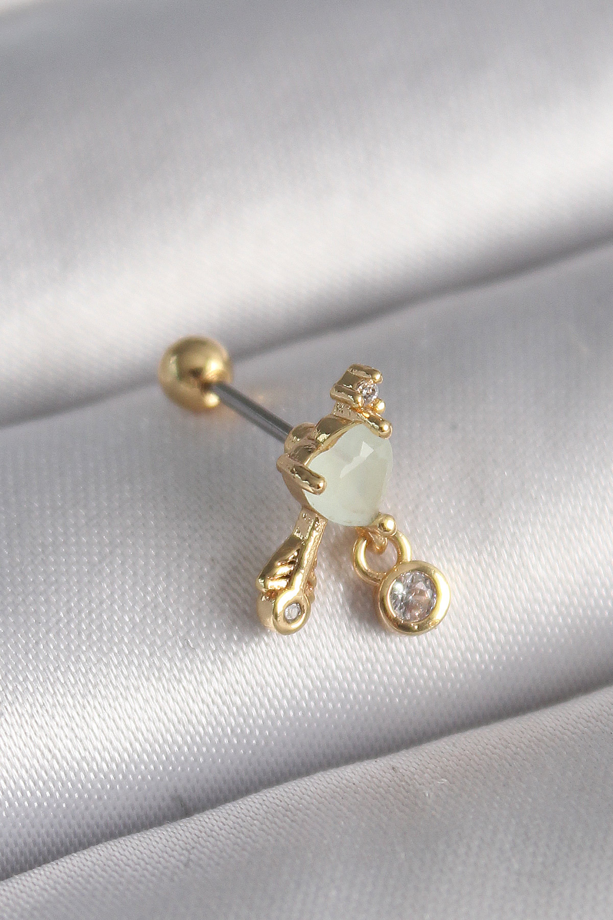 316L Çelik Gold Renk Beyaz Mineli Kalp Sallantı Zirkon Taşlı Tragus Piercing - Lisinya