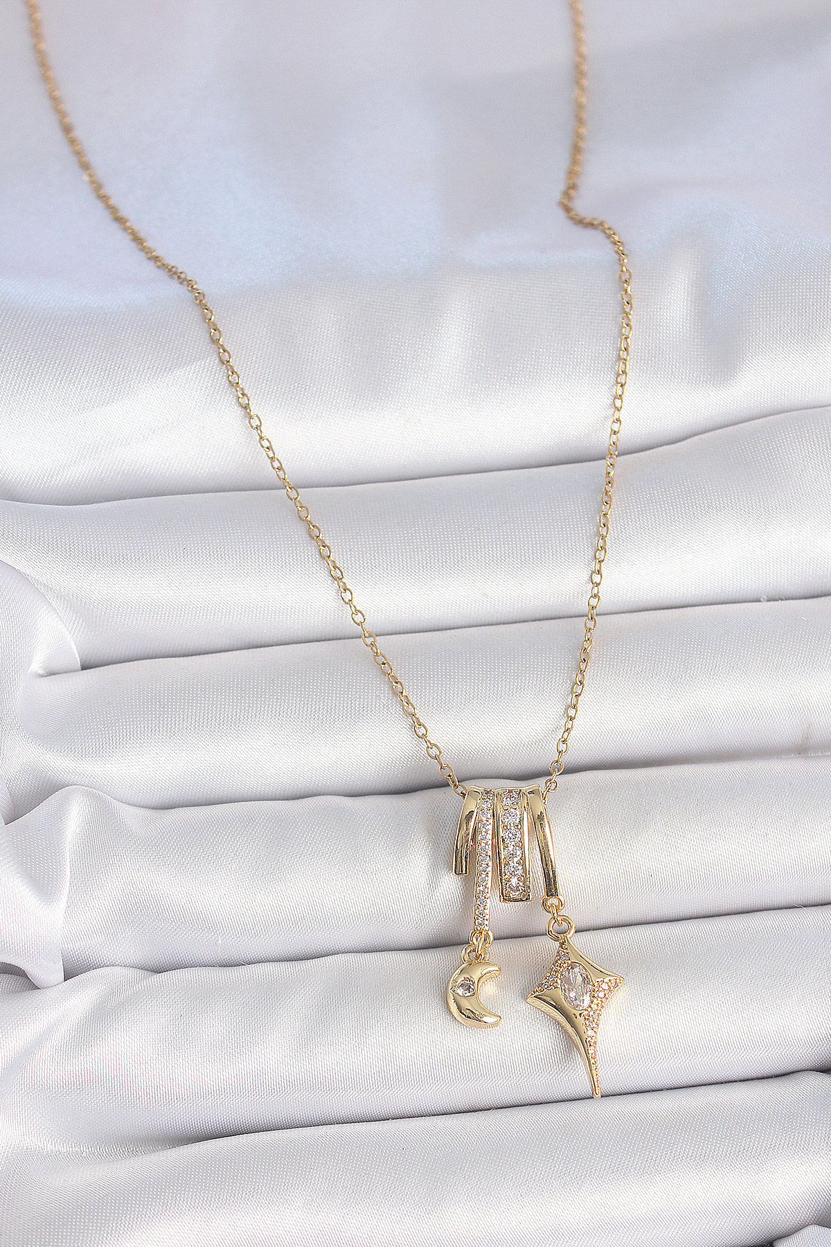 316L Çelik Gold Renk Zirkon Taşlı Sallantı Ay Yıldız Figür Charm Kadın Kolye - Lisinya 316L Çelik Gold Renk Zirkon Taşlı Sallantı Ay Yıldız Figür Charm Kadın Kolye - Lisinya