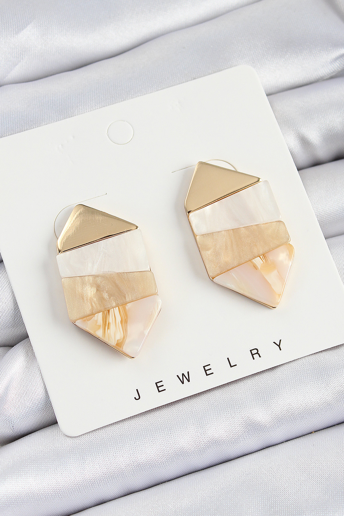 Pirinç Mermer Desenli Vintage Geometrik Model Gold Renk Kadın Küpe - Lisinya