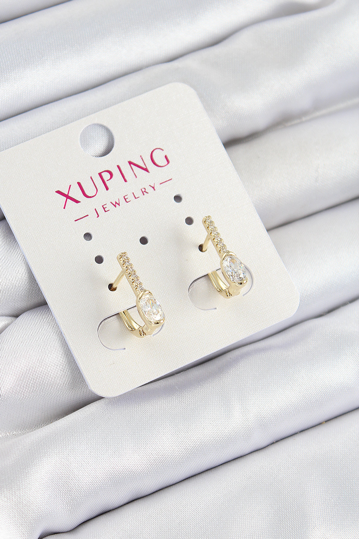 Xuping Zirkon Taşlı I Model Gold Renk Kadın Küpe - Lisinya