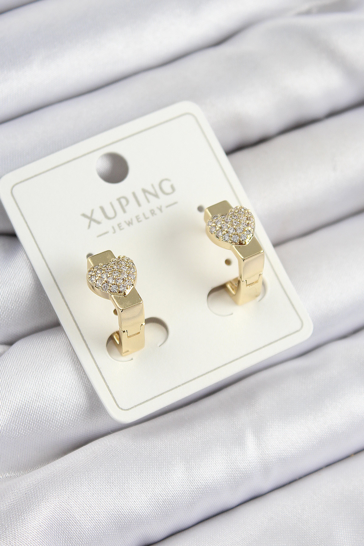 Xuping Zirkon Taşlı Kalp Model Gold Renk Kadın Küpe - Lisinya