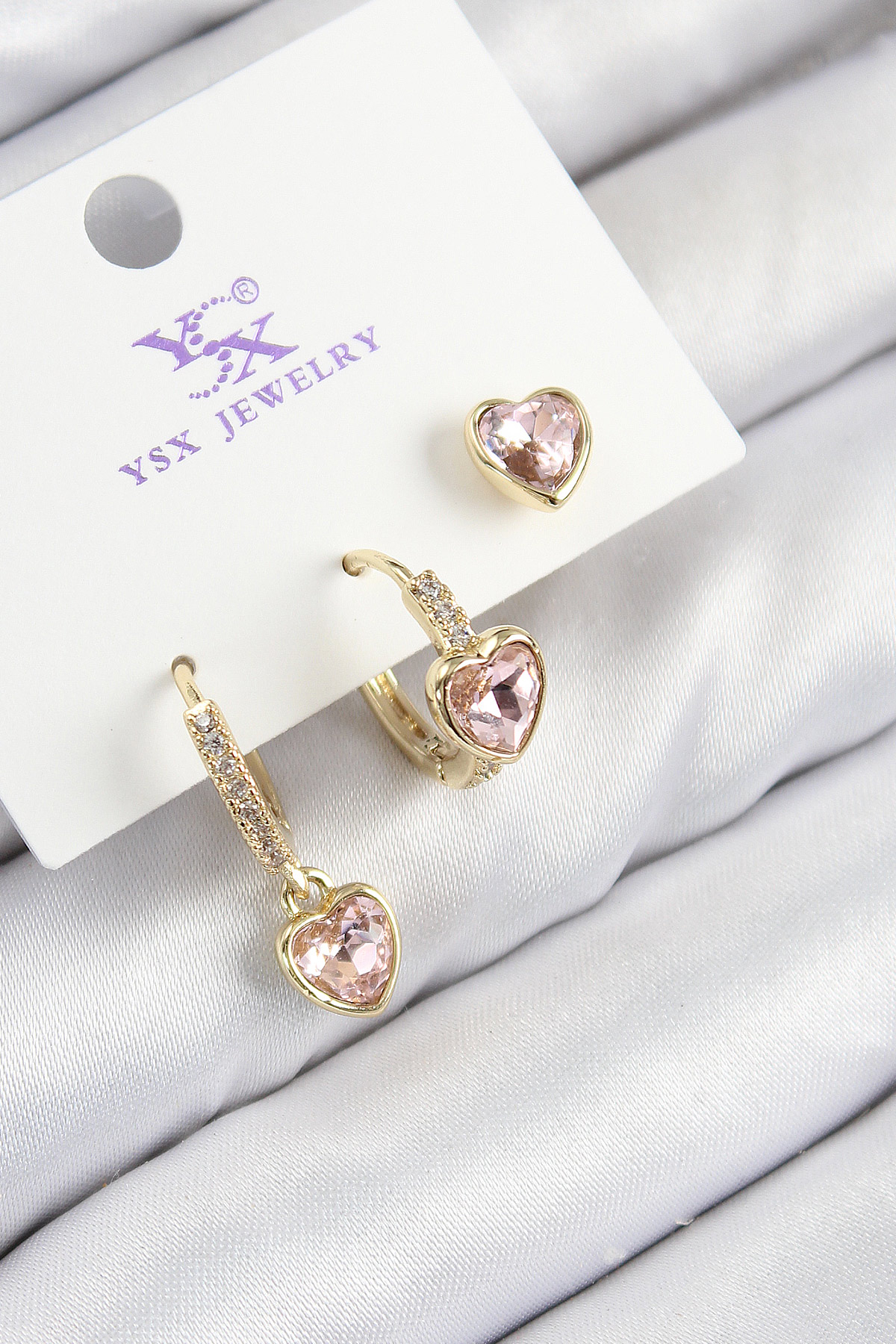 Pirinç Zirkon Taşlı 3'lü Pembe Kalp Model Gold Renk Kadın Küpe - Lisinya