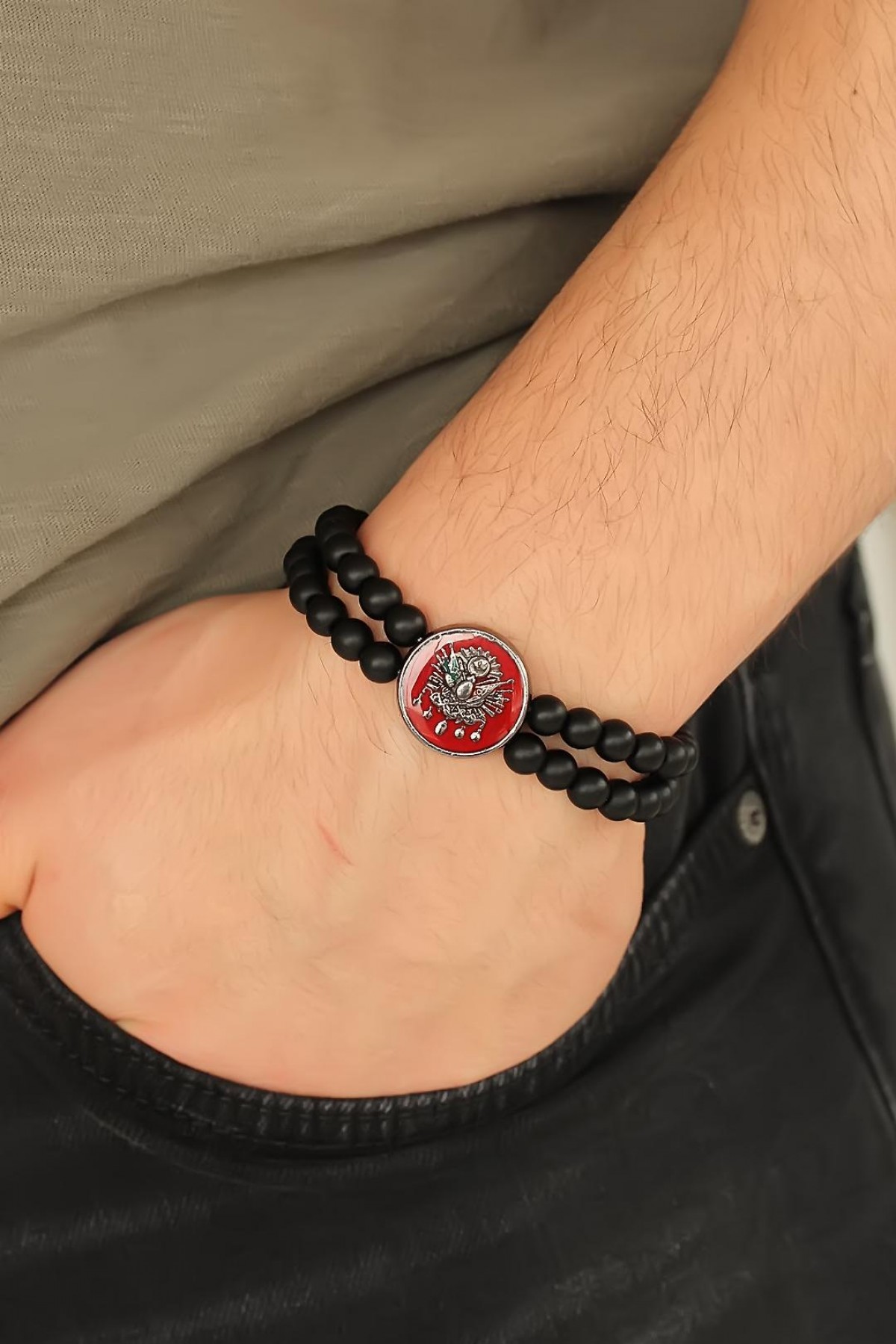 Osmanlı Tuğralı Kırmızı Metal Aksesuarlı Siyah Oniks Doğal Taş Erkek Bileklik - Lisinya
