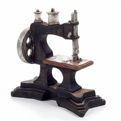 Decotown Nostaljik Dekoratif Dikiş Makinesi Biblo Süs Eşyası ( Lisinya )