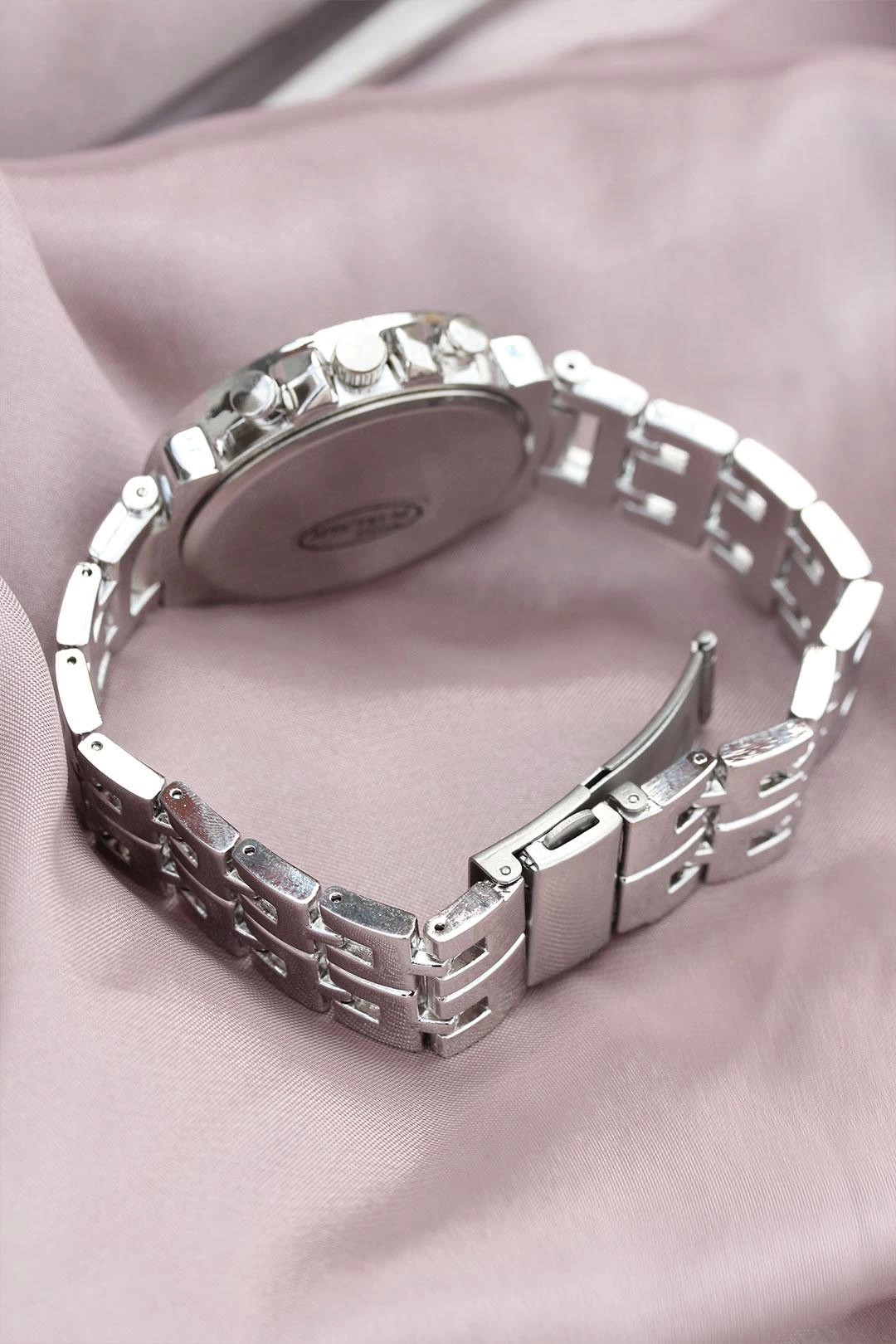 Zarif Ve Şık Özel Tasarım Zirkon Taşlı Metal Bayan Kol Saati (gümüş) ( Lisinya )