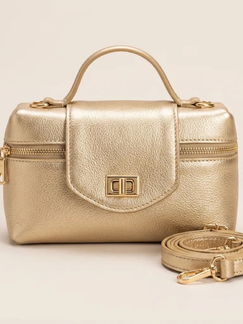 Gold Parlak Görünümlü Kilit Detaylı Mini Kadın El ve Çapraz Askılı Çanta - Lisinya Gold Parlak Görünümlü Kilit Detaylı Mini Kadın El ve Çapraz Askılı Çanta - Lisinya
