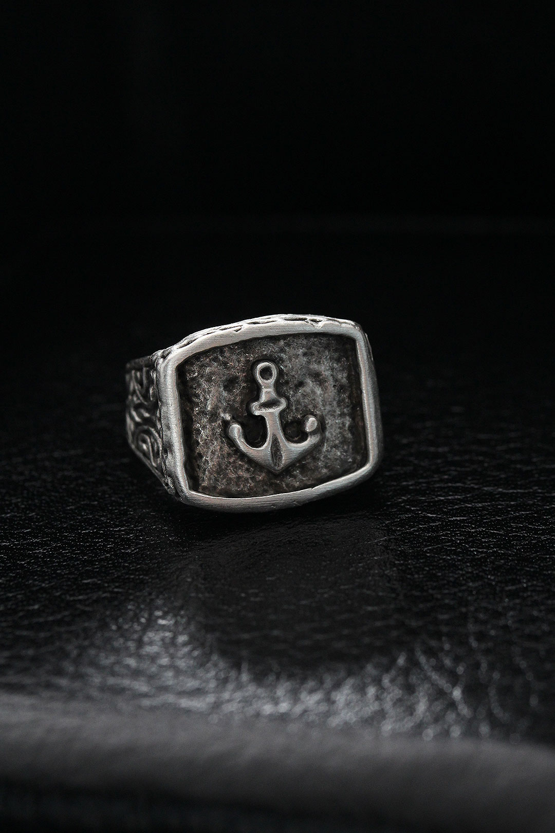 Ayarlanabilir Çapa Model Erkek Yüzük - Lisinya Ayarlanabilir Çapa Model Erkek Yüzük - Lisinya