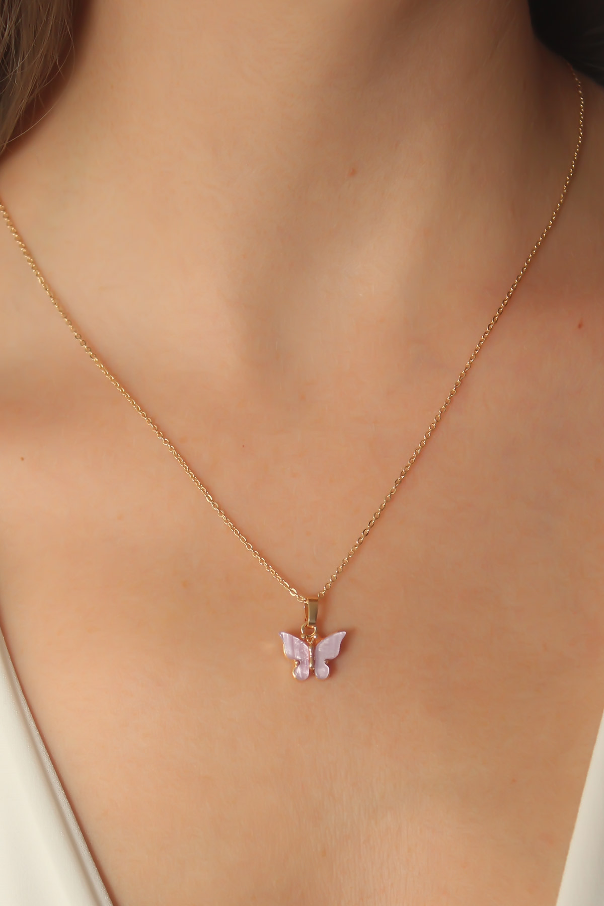 Gold Lila Renk Kelebek Figür Kadın Kolye - Lisinya Gold Lila Renk Kelebek Figür Kadın Kolye - Lisinya