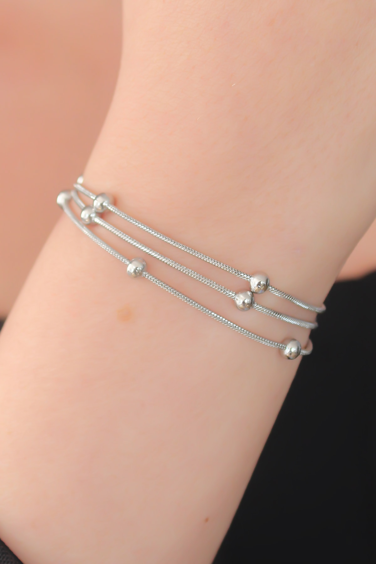 316L Çelik Gümüş Renk Minimal Top Figür Kadın Bileklik - Lisinya