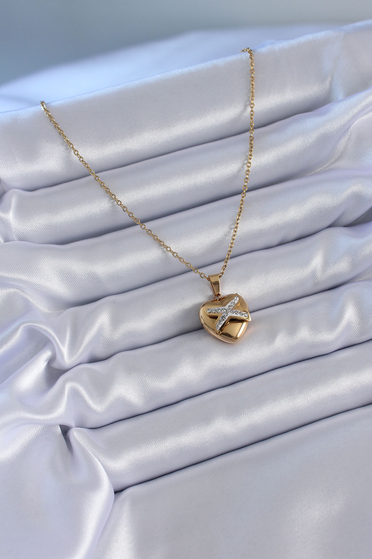 316L Çelik Gold Renk Zirkon Detay Kalp Model Kadın Kolye - Lisinya 316L Çelik Gold Renk Zirkon Detay Kalp Model Kadın Kolye - Lisinya