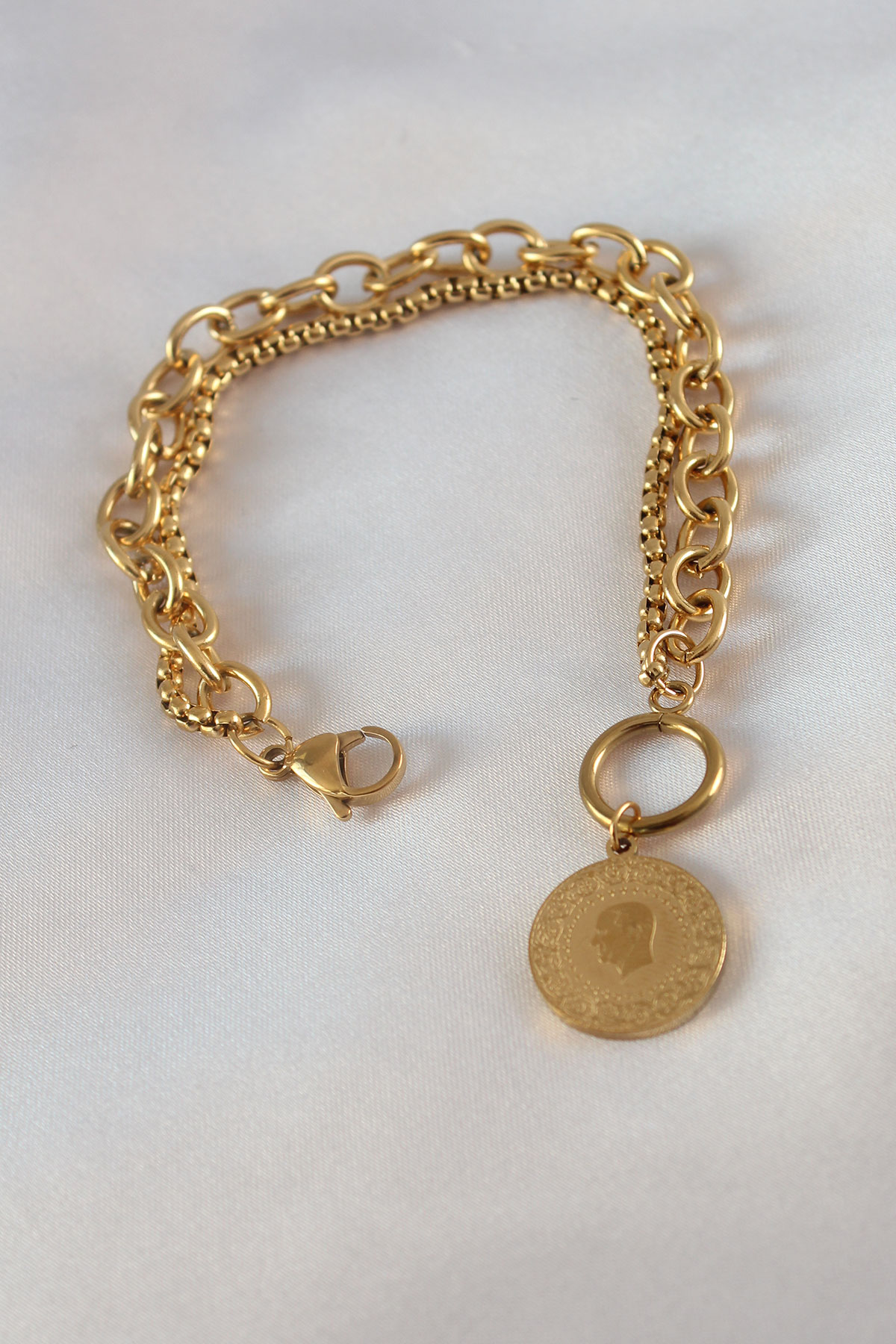 316L Çelik Gold Renk 2'li Zincir Model Çeyrek Altınlı Kadın Bileklik - Lisinya 316L Çelik Gold Renk 2'li Zincir Model Çeyrek Altınlı Kadın Bileklik - Lisinya