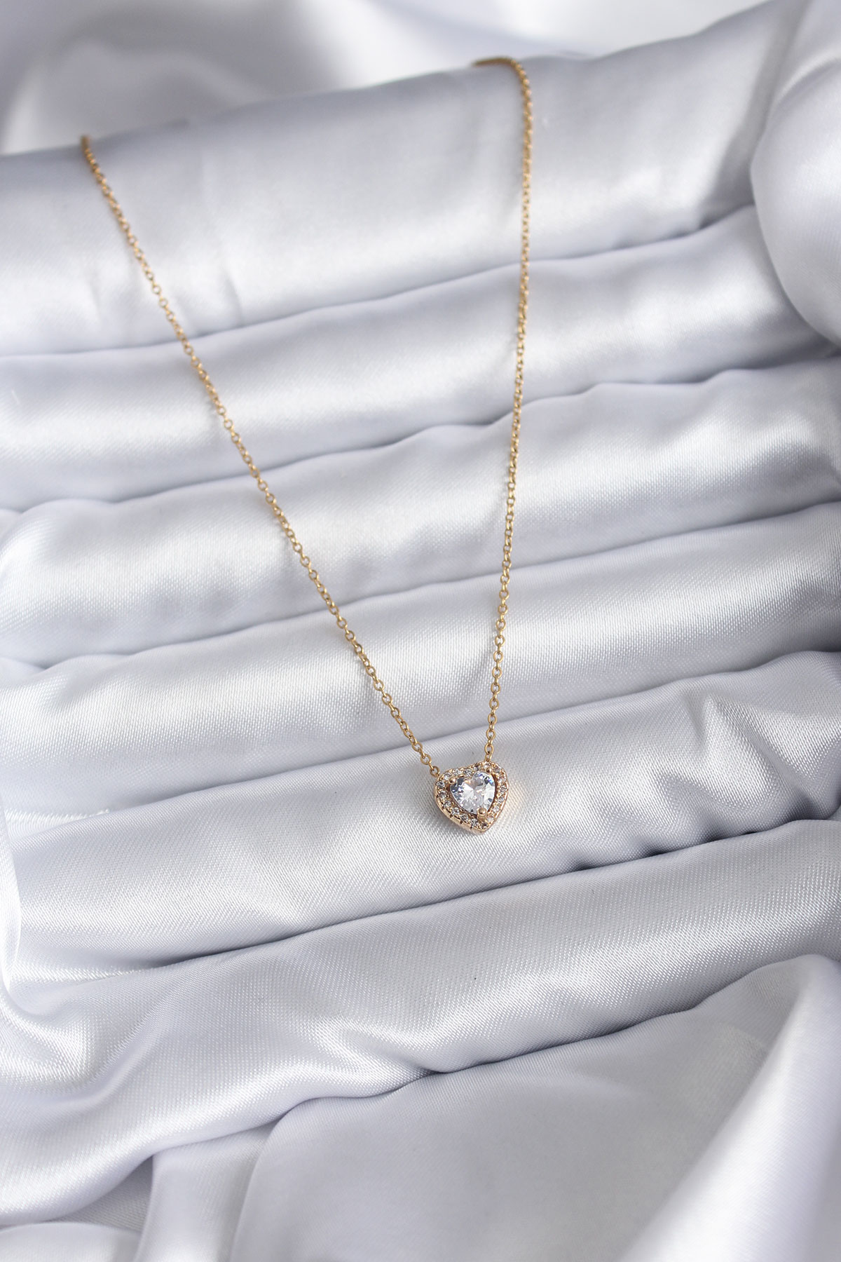 316L Çelik Zincir Gold Renk Charm Kadın Kolye - Lisinya 316L Çelik Zincir Gold Renk Charm Kadın Kolye - Lisinya