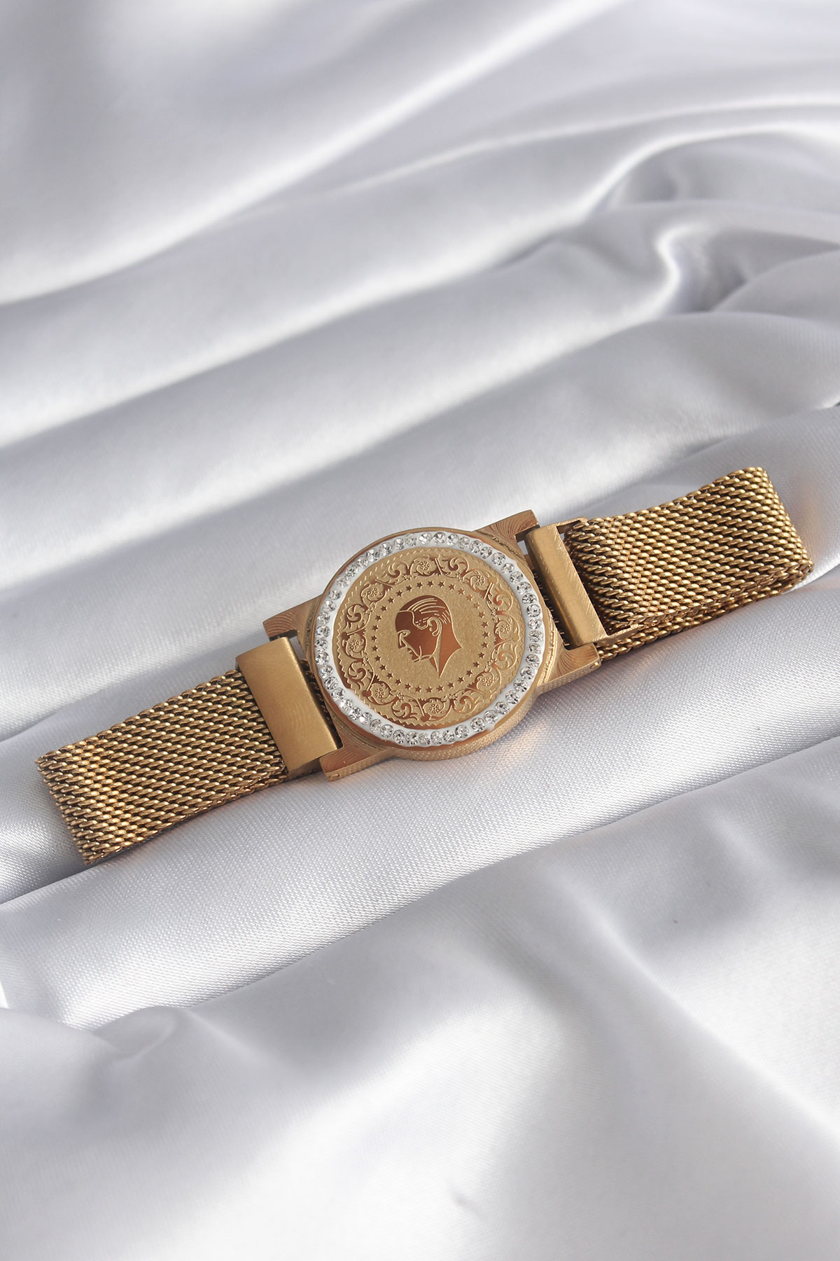 316L Çelik Gold Renk Mıknatıslı Hasır Zirkon Taşlı Çeyrek Altın Model Kadın Bileklik - Lisinya