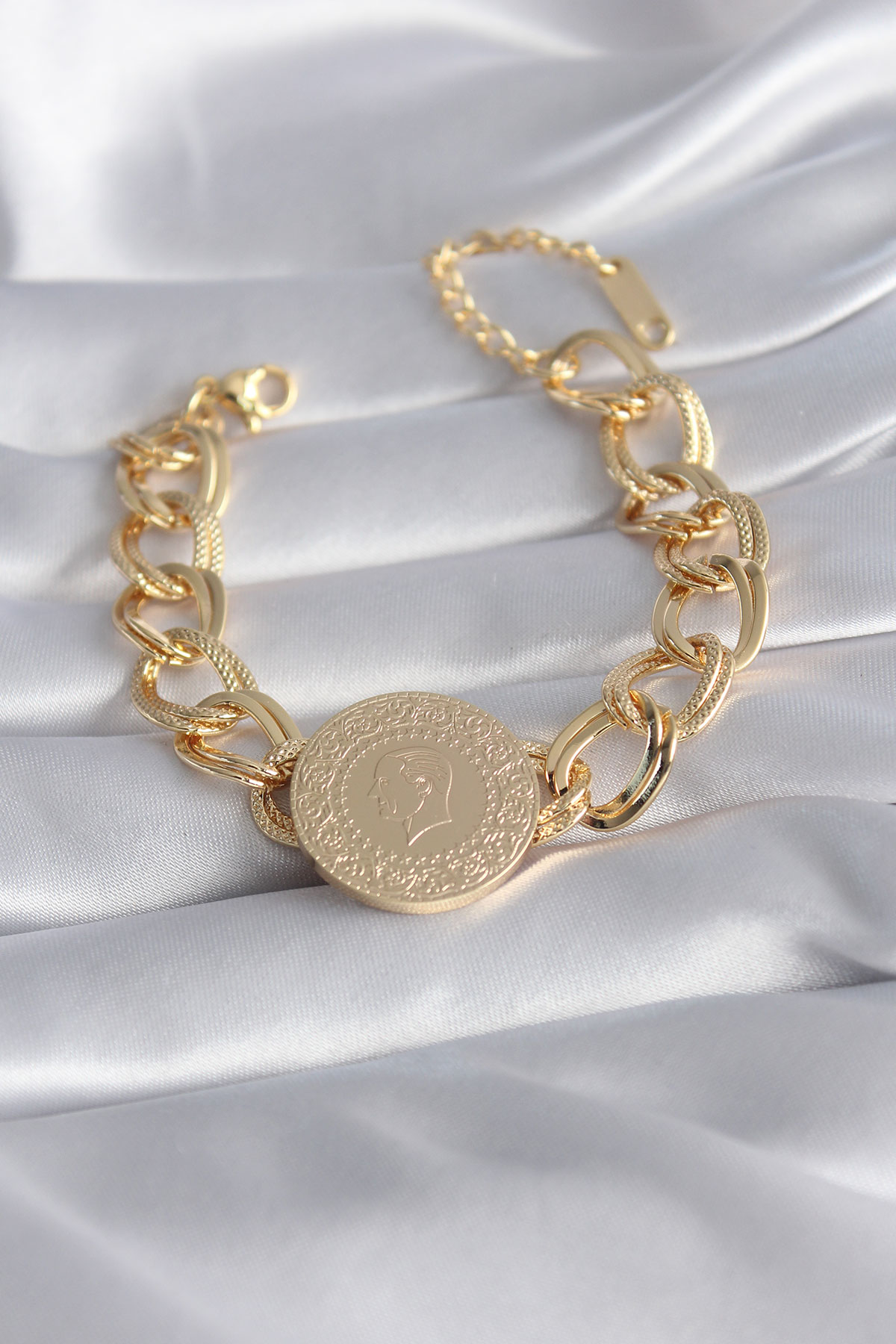 316L Çelik Gold Renk Tam Altın Model Samanyolu Kadın Bileklik - Lisinya