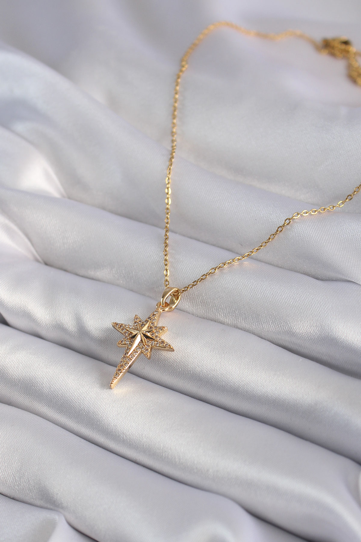 316L Çelik Gold Renk Zirkon Taşlı Kutup Yıldızı Model Kadın Kolye - Lisinya