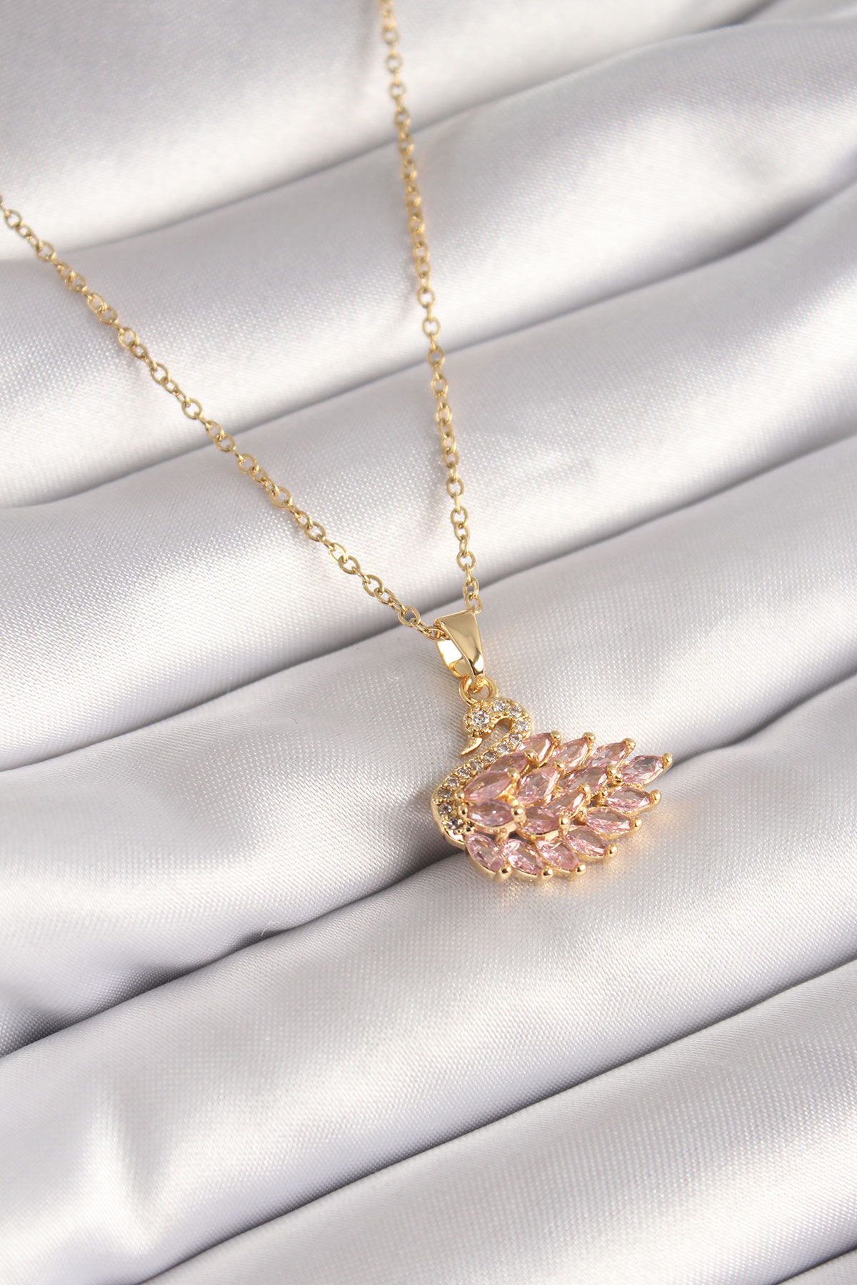 316L Çelik Gold Renk Zincir Pembe Zirkon Taşlı Kuğu Model Kadın Kolye - Lisinya