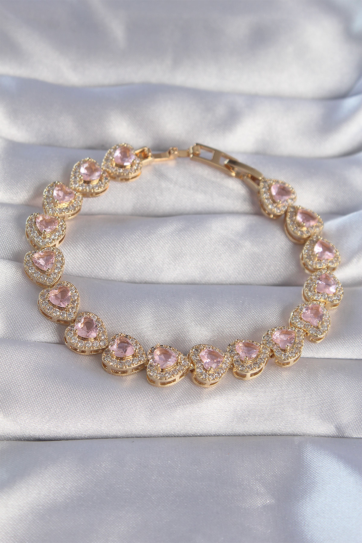 Vip Seri Pirinç Gold Renk Pembe Zirkon Taşlı Kalp Tasarımlı Bileklik - Lisinya