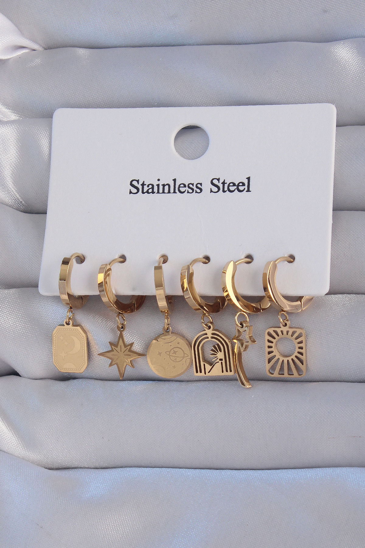 316L Çelik Gold Renk Yıldız Figürlü Tarot Model Halka Küpe Seti - Lisinya 316L Çelik Gold Renk Yıldız Figürlü Tarot Model Halka Küpe Seti - Lisinya