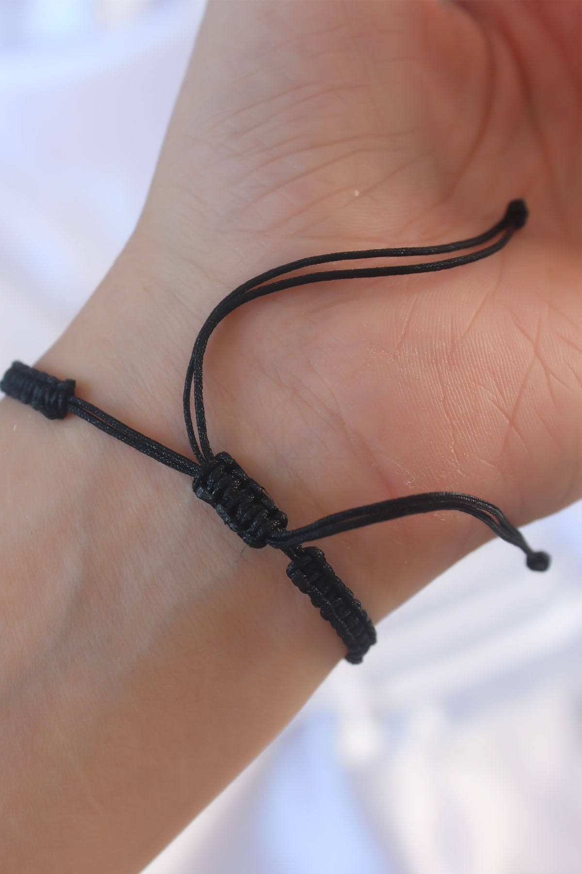 Gümüş Renk Zirkon Taşlı Taç Figür Makrome Bileklik - Lisinya