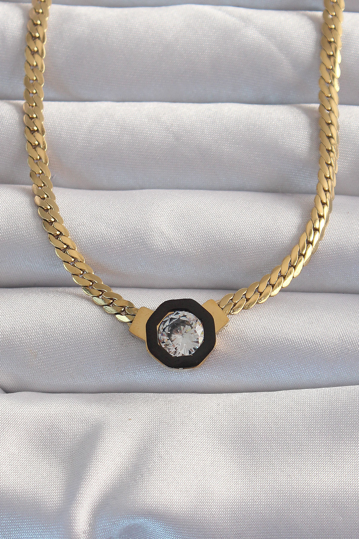 316L Çelik Gold Renk Ezme Zincir Zirkon Taşlı Mineli Serenay Kolyesi - Lisinya