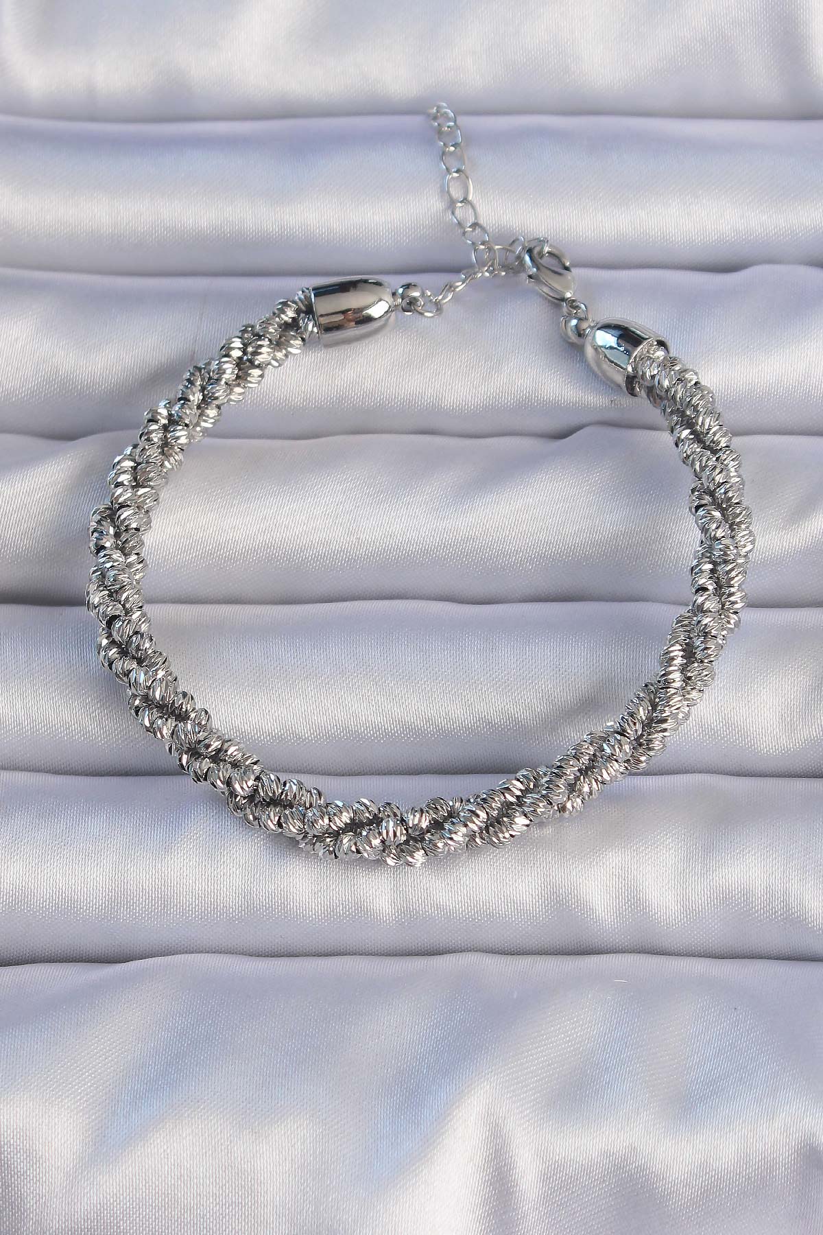 Pirinç Gümüş Renk Sarmal Model Bileklik - Lisinya