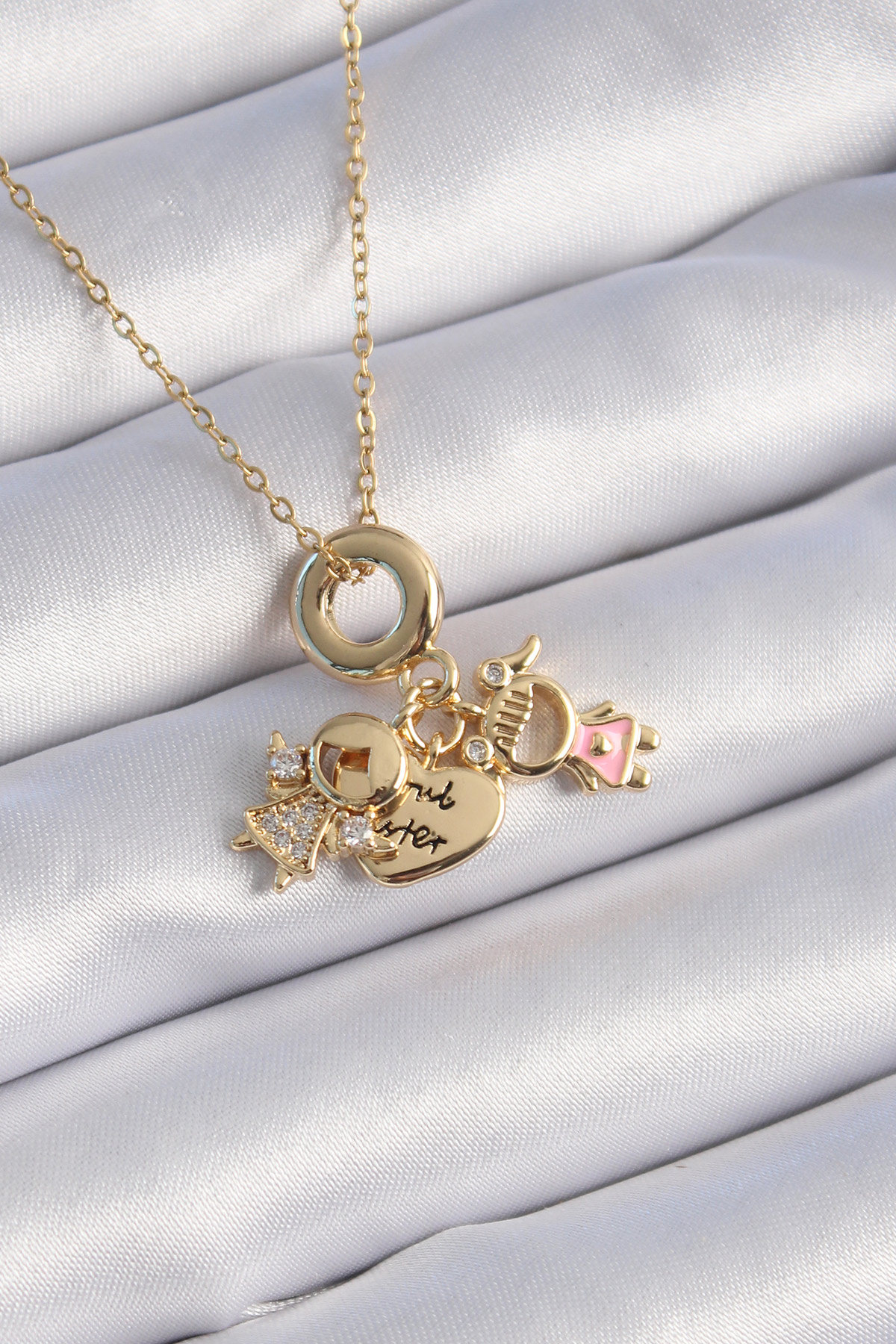 316L Çelik Gold Renk Zirkon Taş Detay Çocuk Figür Charm Model Kadın Kolye - Lisinya 316L Çelik Gold Renk Zirkon Taş Detay Çocuk Figür Charm Model Kadın Kolye - Lisinya