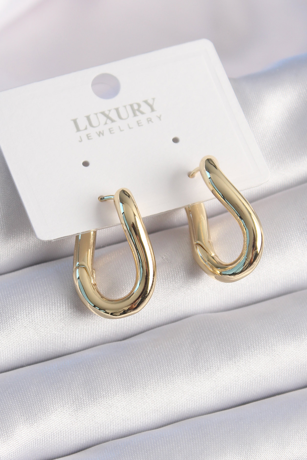 Pirinç Gold Renk Halka Model Kadın Küpe - Lisinya Pirinç Gold Renk Halka Model Kadın Küpe - Lisinya