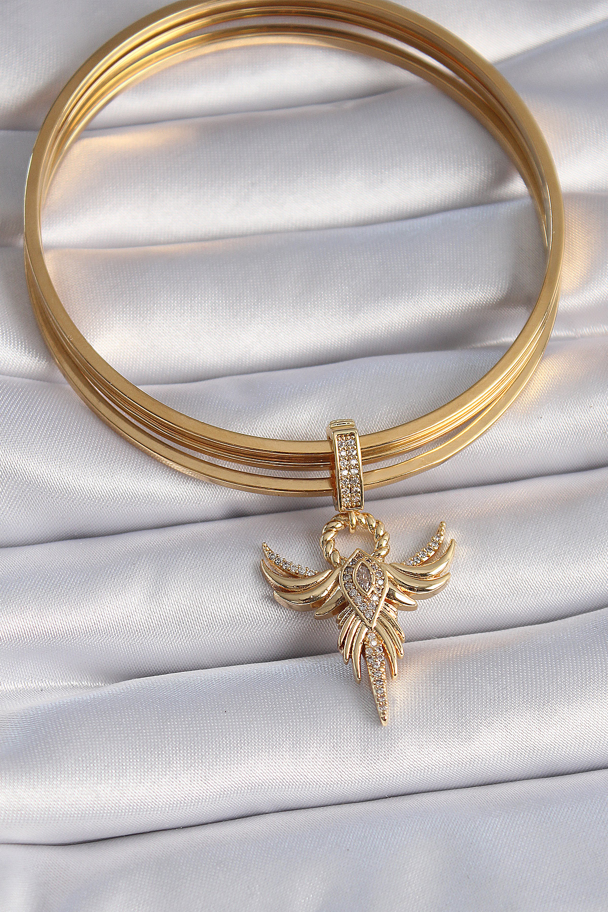 Pirinç Gold Renk Zirkon Taşlı Anka Kuşu Model Ajda Charm - Lisinya Pirinç Gold Renk Zirkon Taşlı Anka Kuşu Model Ajda Charm - Lisinya