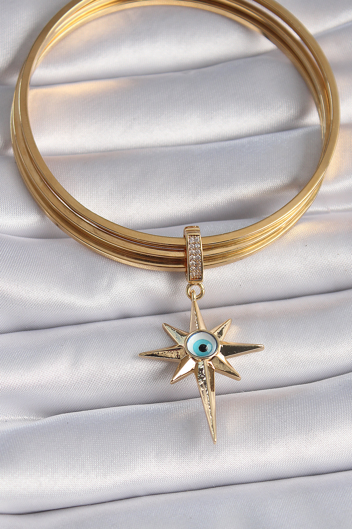 Pirinç Gold Renk Zirkon Taşlı Kutup Yıldızı Nazar Boncuk Detay Ajda Charm - Lisinya Pirinç Gold Renk Zirkon Taşlı Kutup Yıldızı Nazar Boncuk Detay Ajda Charm - Lisinya