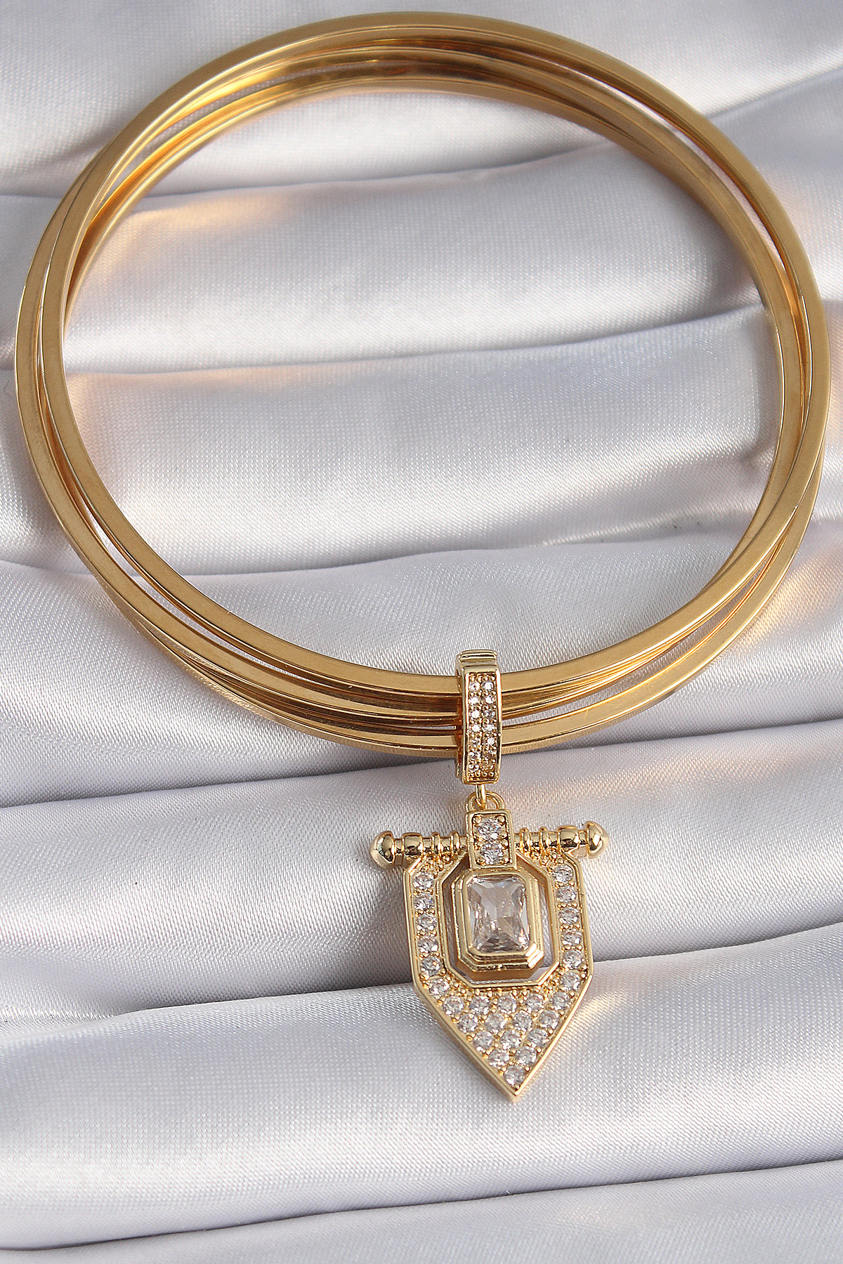 Pirinç Gold Renk Baget Zirkon Taşlı Ajda Charm - Lisinya Pirinç Gold Renk Baget Zirkon Taşlı Ajda Charm - Lisinya